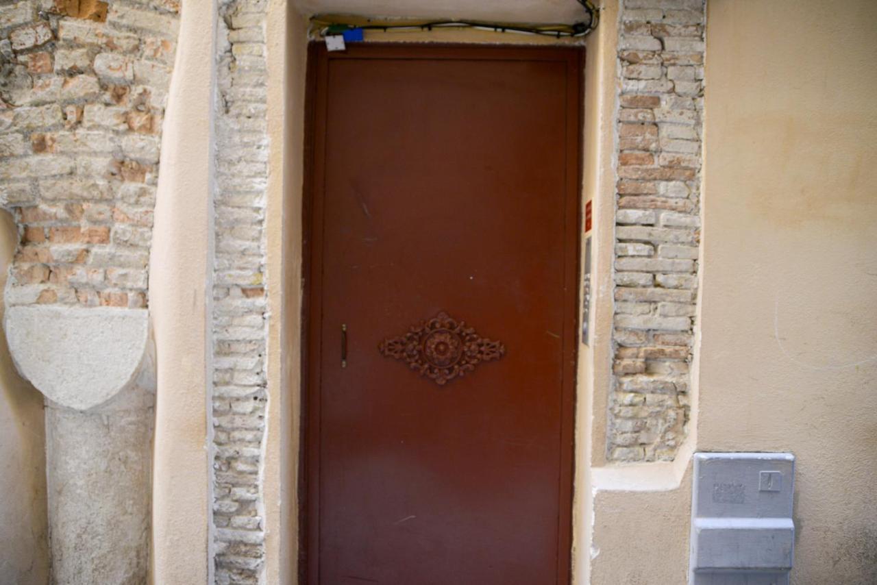 Sunny Apartment In Heart Of Nice Old Town المظهر الخارجي الصورة